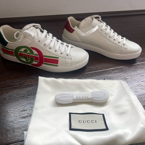 Brand New Gucci Ace Sneakers Green Red Logo GG White Womens Size 36.5 - Picture 1 of 12